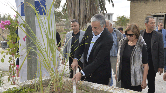 Akıncı, Sazlıköy’de fidan dikme etkinliğine katıldı
