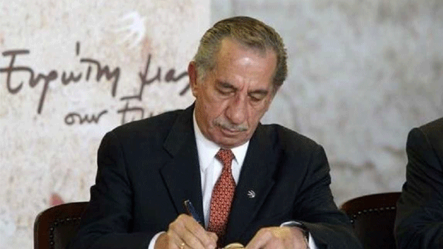 Papadopulos anıldı