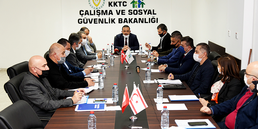 “Senin maaşın kaç para”
