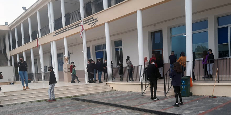 Okullar kapanacak mı?