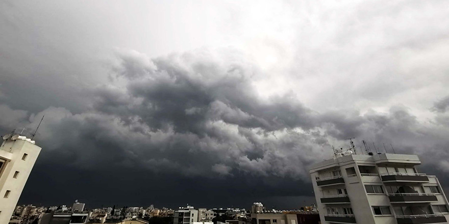 Soğuk hava ve sağanak yağmurlar devam edecek