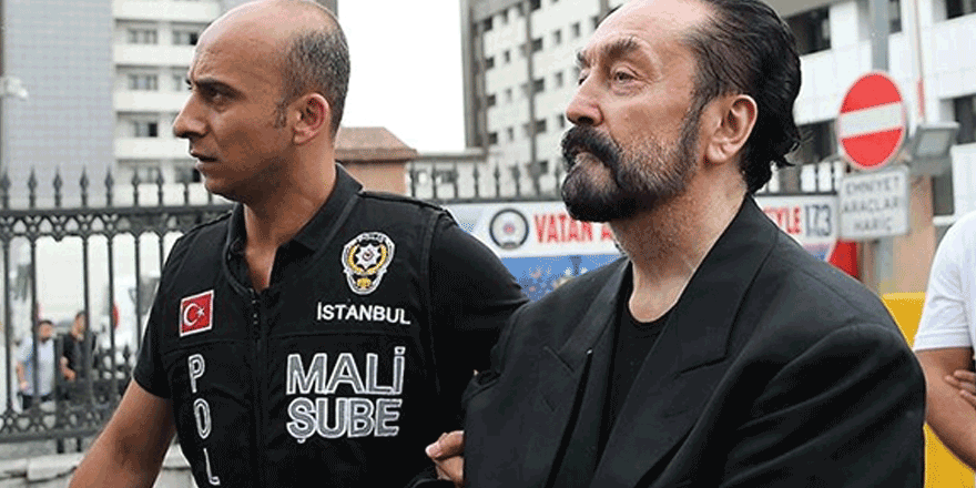 Adnan Oktar'a 1075 yıl 3 ay hapis cezası verildi