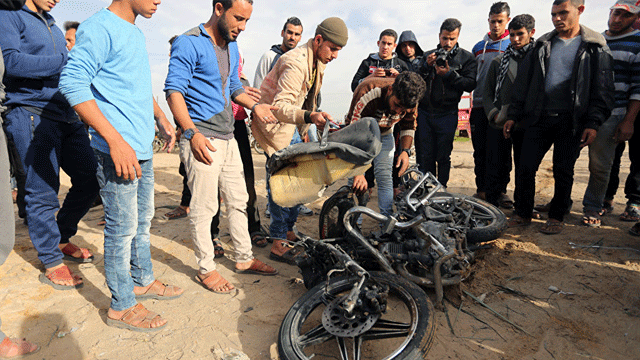 'İsrail'den Gazze'ye yönelik İHA saldırısında 2 kişi öldü'