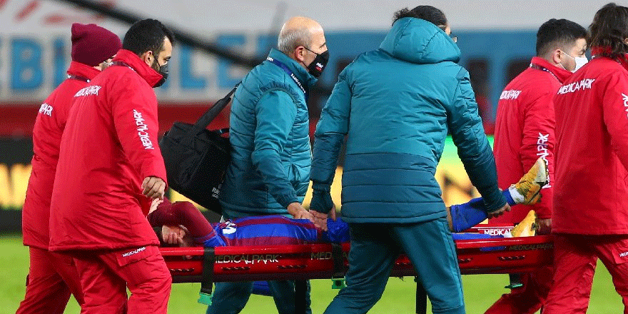 Konyaspor maçında sakatlanan Abdülkadir Ömür sezonu kapattı