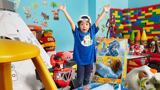 6 yaşında milyoner oldu