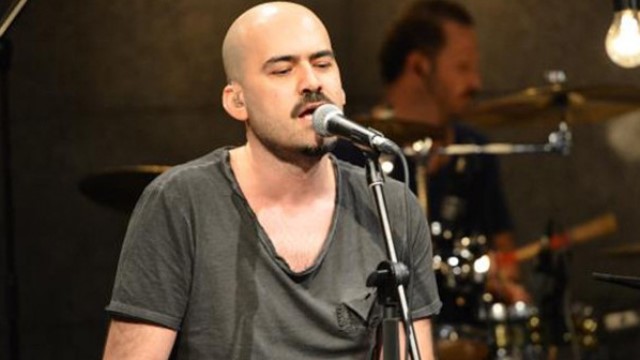 Ünlü müzisyenin Kıbrıs gazisi babası vefat etti