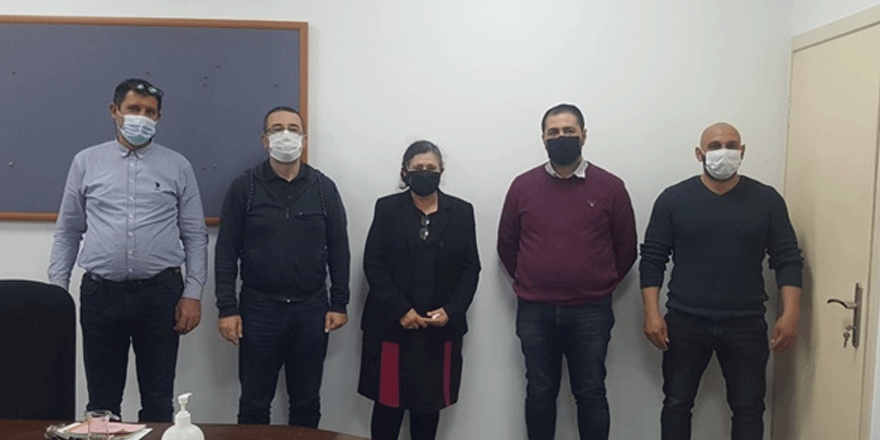 Mobilya sanayicileri Derneği’nden kanser hastalarına Yardım Derneği’ne bağış