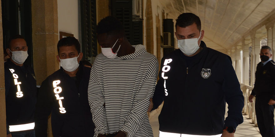 Banka soyguncusuna 4.5 yıl hapis cezası