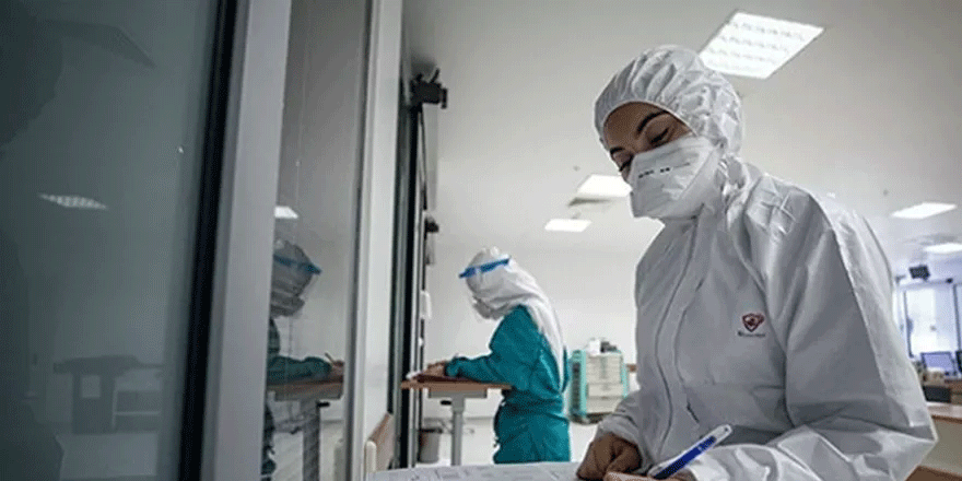 BioNTech'in koronavirüs aşısında 1 doz tartışması