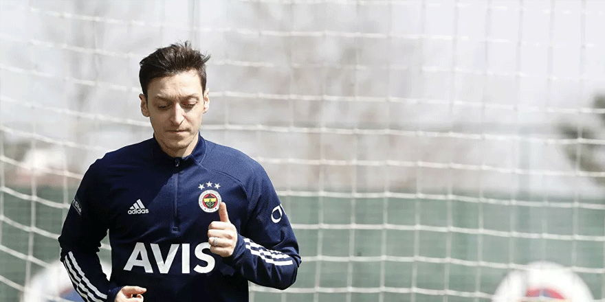 "Mesut Özil'in maaşını Arsenal ödüyor" iddiası