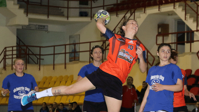 Gollü maçın galibi DAÜ (39-37)