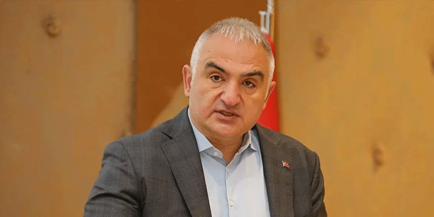 Turizm Bakanı Ersoy: 30 milyon turist hedefini koruyoruz
