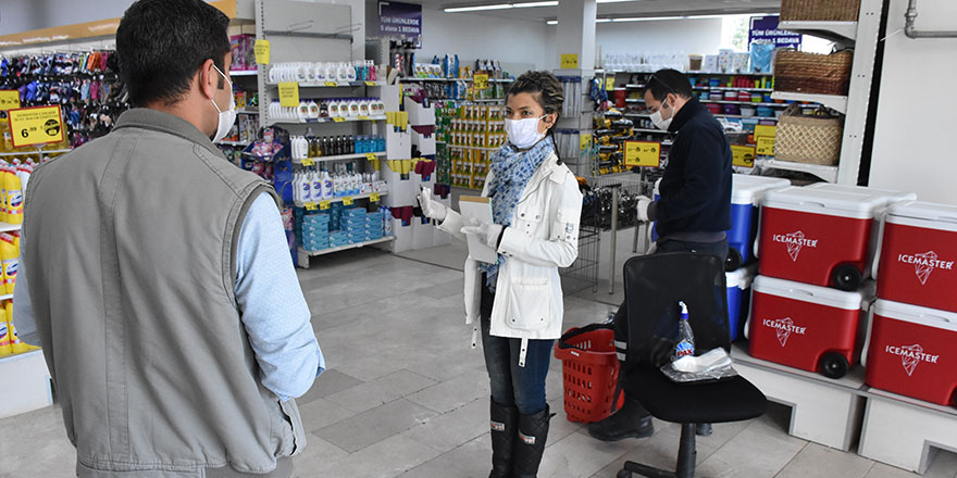 Girne’de gıda hijyeni ve Covıd-19 kontrolleri sürüyor