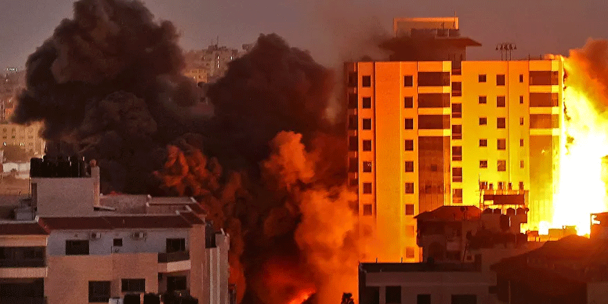 İsrail'de çatışmalar devam ediyor: Gazze'ye yoğun bombardıman