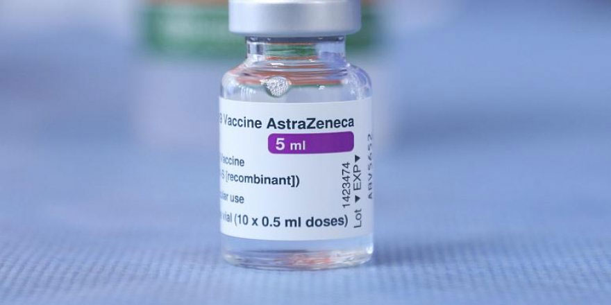 Güney Kıbrıs’ta Astrazeneca aşısı olan bir kişi yoğun bakımda