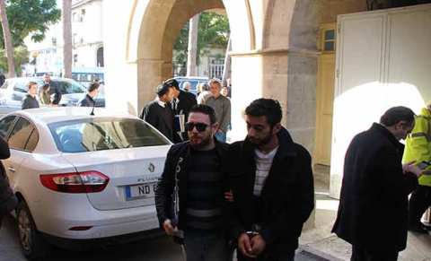 Şüpheli hareketleri yakalattı