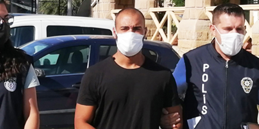 Eşini hem dövdü hem tehdit etti