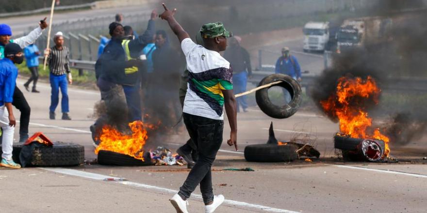 Güney Afrika'da protestolar: 32 ölü