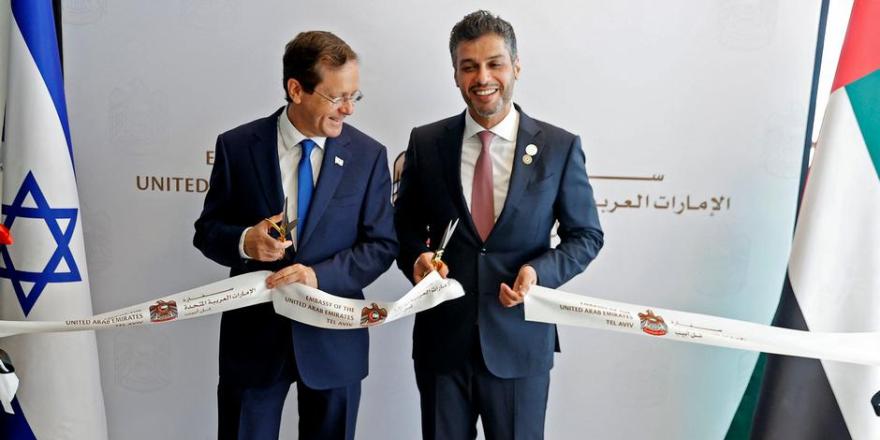 BAE Tel Aviv’de elçilik açtı