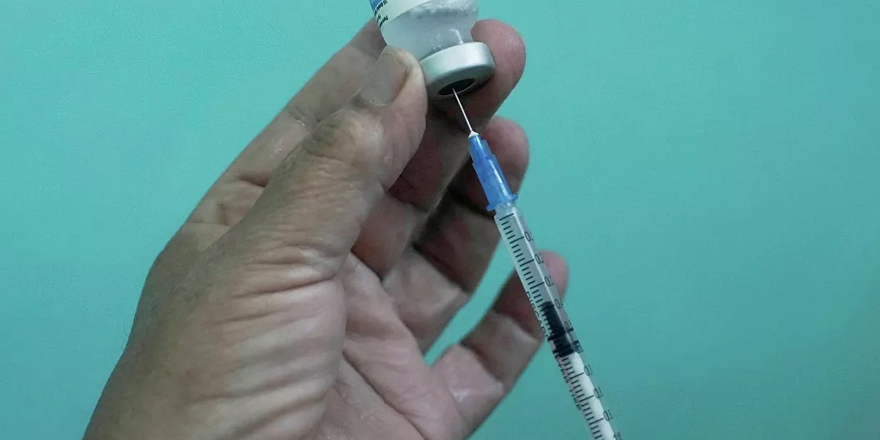 ABD'den üçüncü doz Pfizer aşısının yaşlılar ve risk grubundakilere uygulanmasına onay