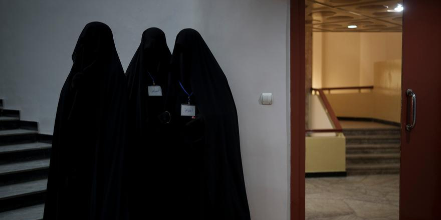 Kabil Üniversitesi kapılarını kadınlara kapattı