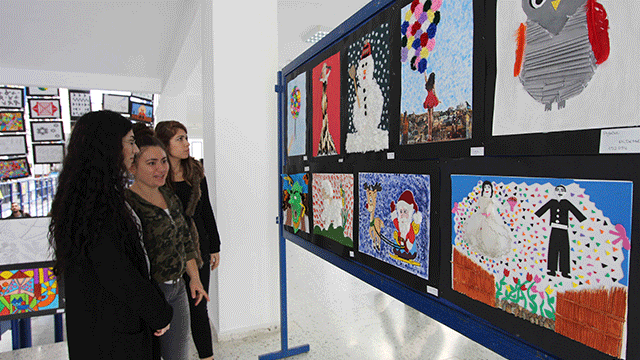 LAÜ’de “Sanat İçinde Renk” Sergisi açıldı