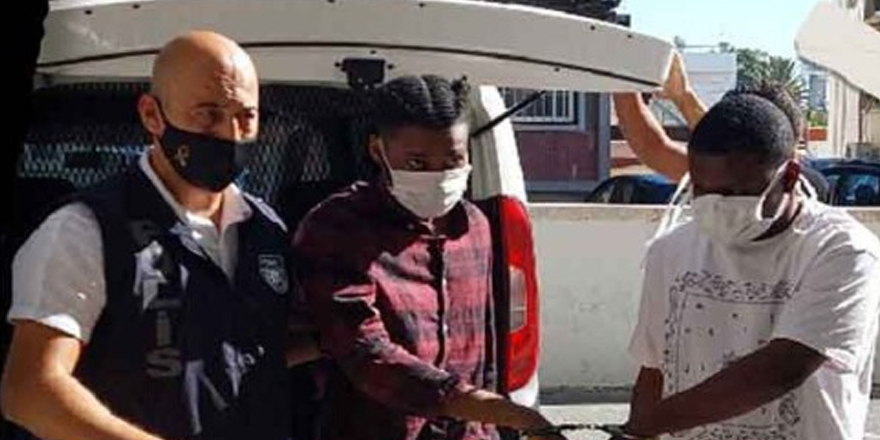 Tasarruflarında uyuşturucu, evde öğütücü bulundu