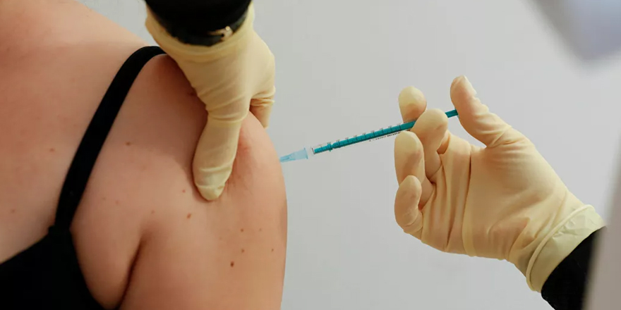 HPV aşısı rahim ağzı kanserinden yüzde 90 koruyor