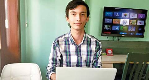 16’sında Siri’nin açığını yakaladı