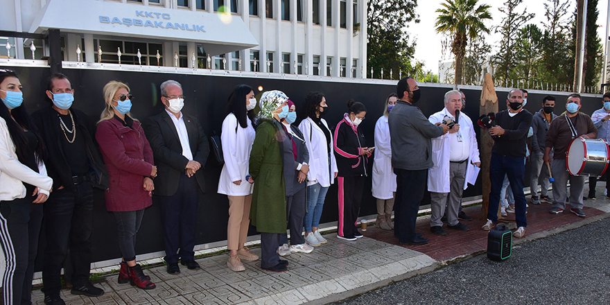"Bağımlı hastaları akıl hastanesinde mi tedavi edeceksiniz?"