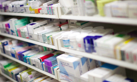 "Uyuşturucu içeren ilaçları vermeyince tehdit ediliyoruz"