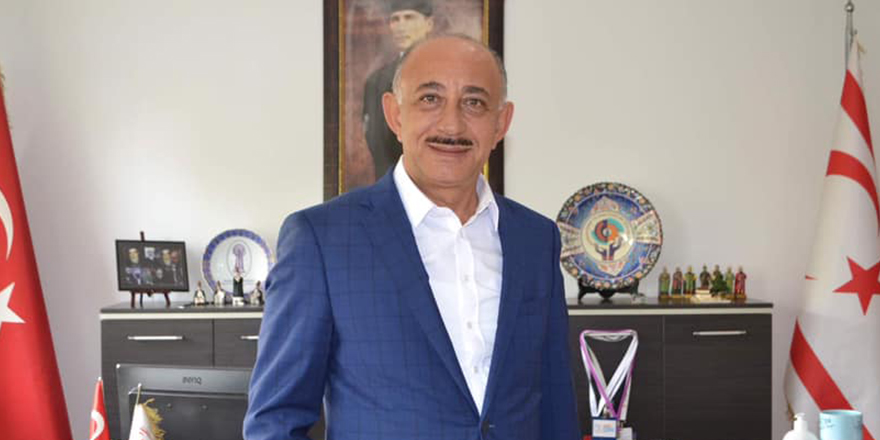 YDP'de sürpriz istifa...