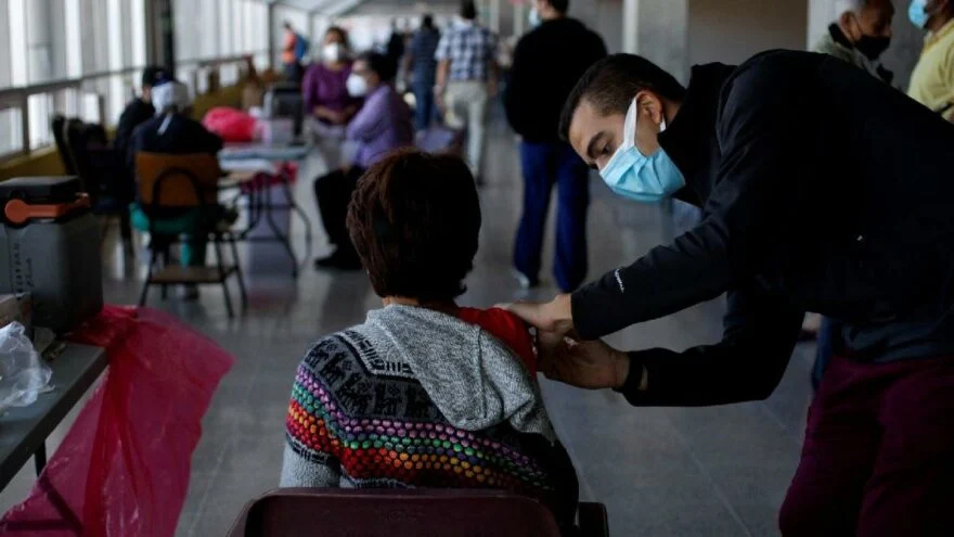 Ekvador, Covid-19 aşısını zorunlu hale getirdi