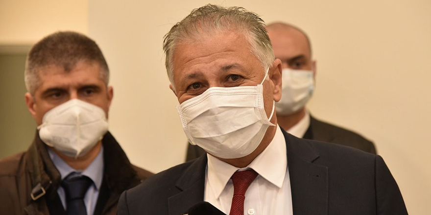 Sağlık Bakanı Ali Pilli'nin covid-19 testi pozitif çıktı