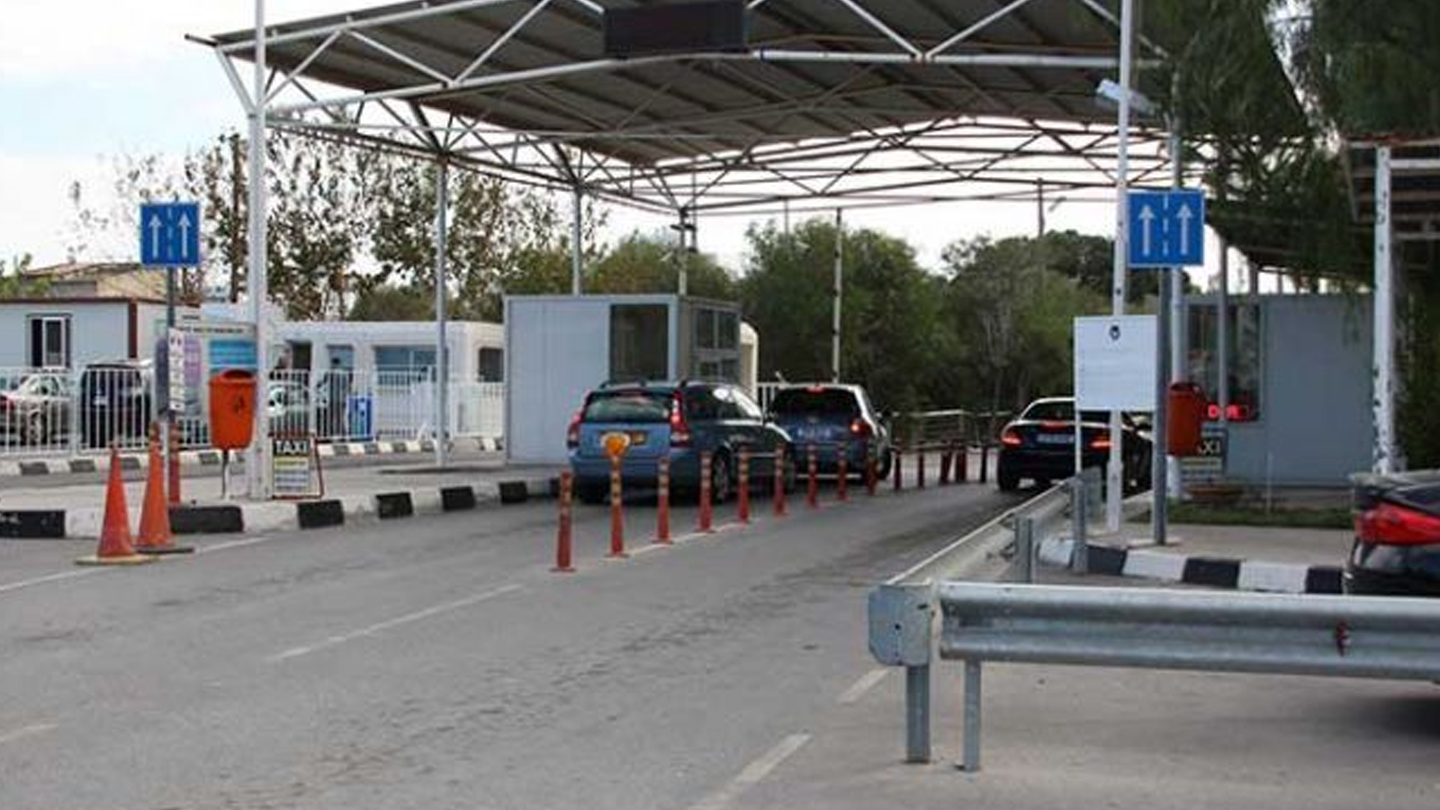 Sınır kapılarından 2021’de toplam bir milyon üzeri geçiş!