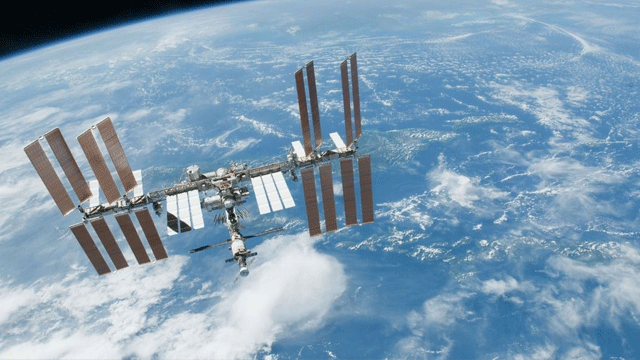 Dragon kapsülü ISS'ye ulaştı