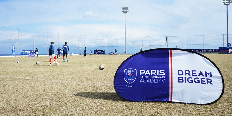 Dünya Devi Paris Saint Germain, Acapulco’yu tercih etti