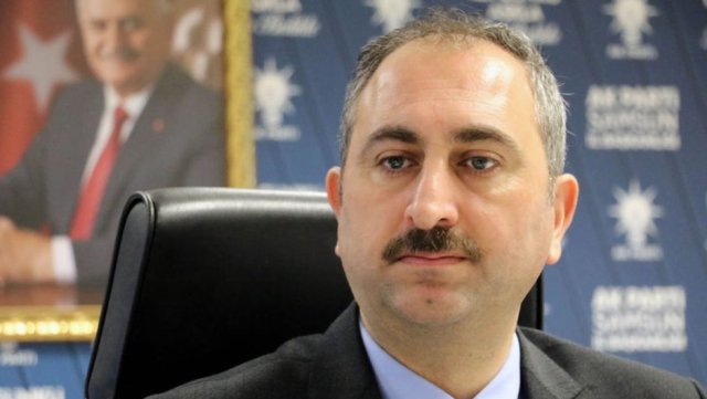 Adalet Bakanı Abdülhamit Gül'den Adil Öksüz açıklaması