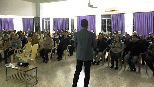 Gençlik Dairesi ailelere yönelik seminer düzenledi