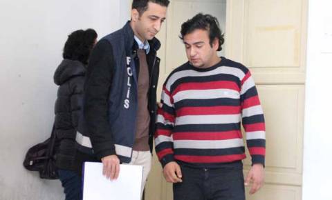 Masada unutulan cüzdan başını yaktı