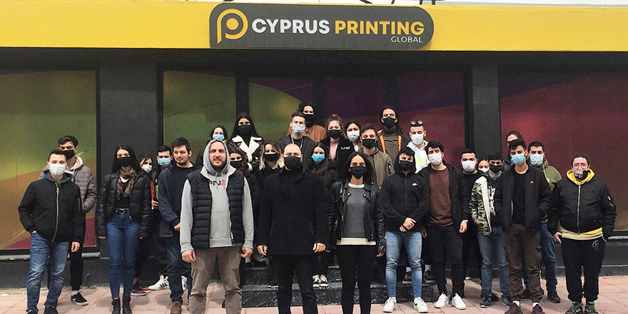 YDÜ öğrencileri, Cyprus Printing Global’e teknik gezi gerçekleştirdi