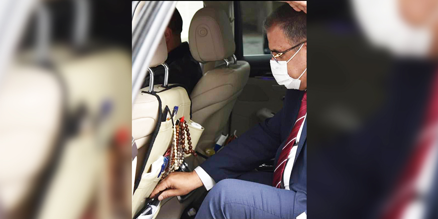 Başbakan tesbih çekerek rahatlamaya çalışıyor!