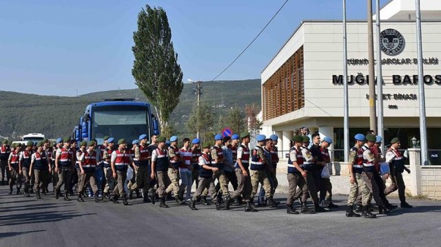 Darbe girişimi davalarından 42'si tamamlandı! 232'si ömür boyu, 332 kişiye hapis