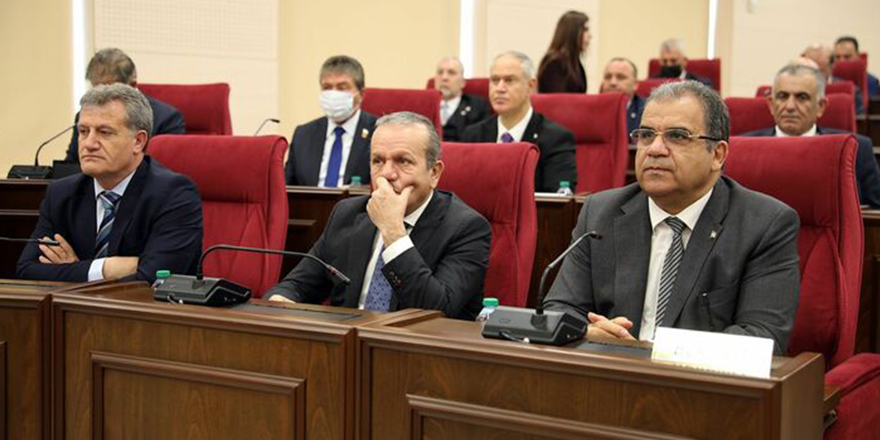 Hükümetin güven oylaması yarın