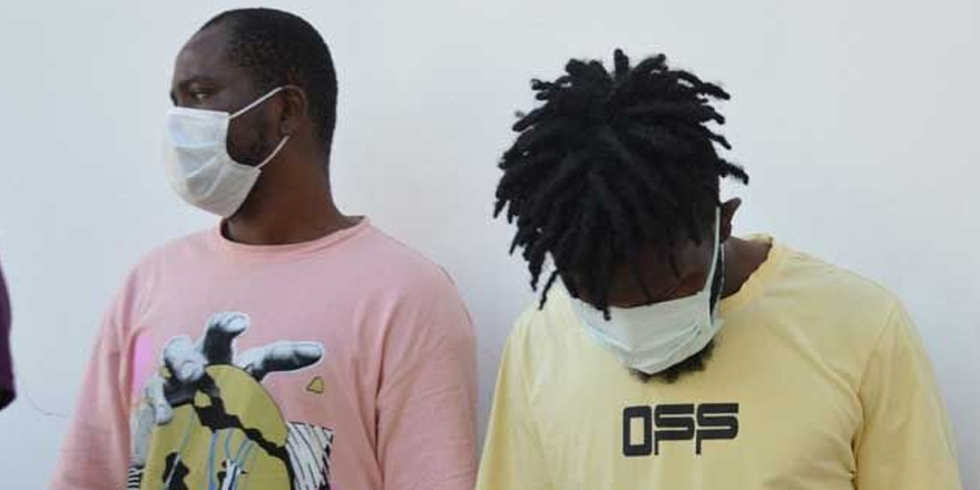 Zorla eve girdiler, darp ettiler, soydular!