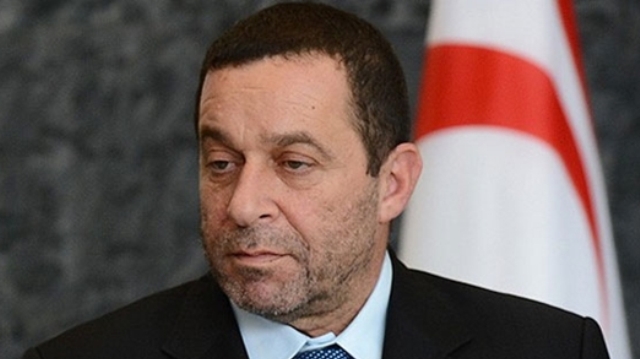 Denktaş: “Şehitlerle vatan yaptığımız bu topraklarda kurduğumuz devletimize sahip çıkarak geleceğimizi güvenle kurmak zorundayız”