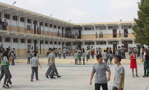 Eğitim sisteminden memnun olan yok