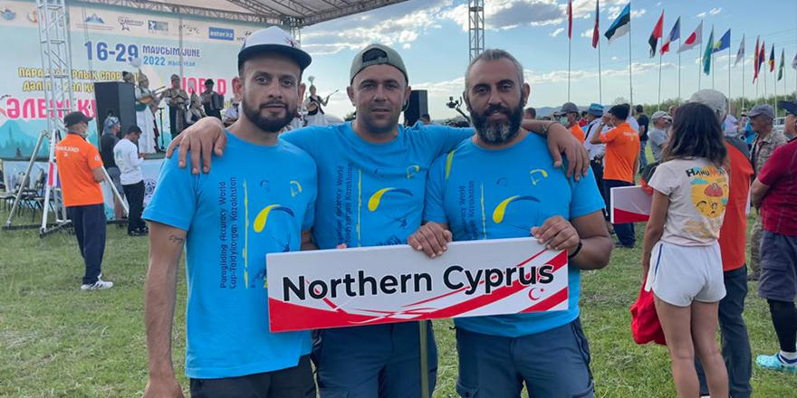 KKTC Yamaç Paraşüt Milli Takım Sporcuları, Kazakistan’a gitti