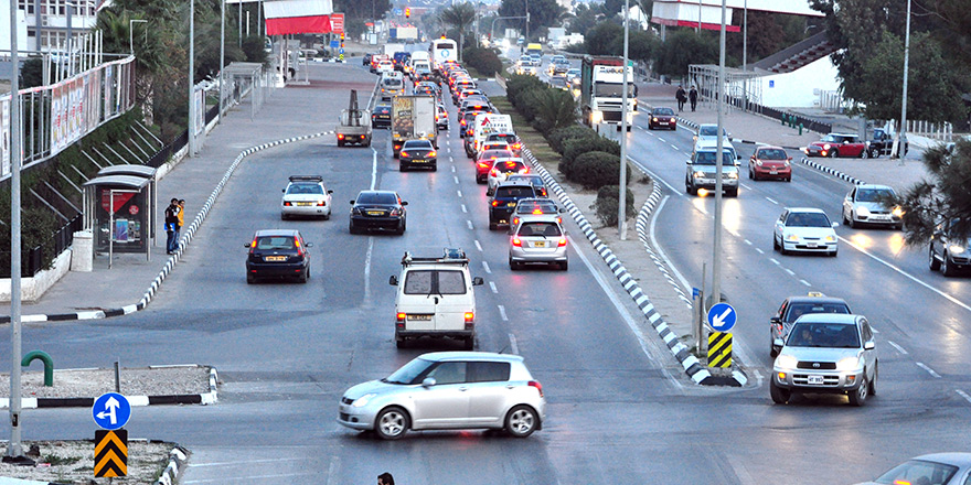 Lefkoşa-Girne arasında toplu taşımaya yüzde 42 oranında zam!