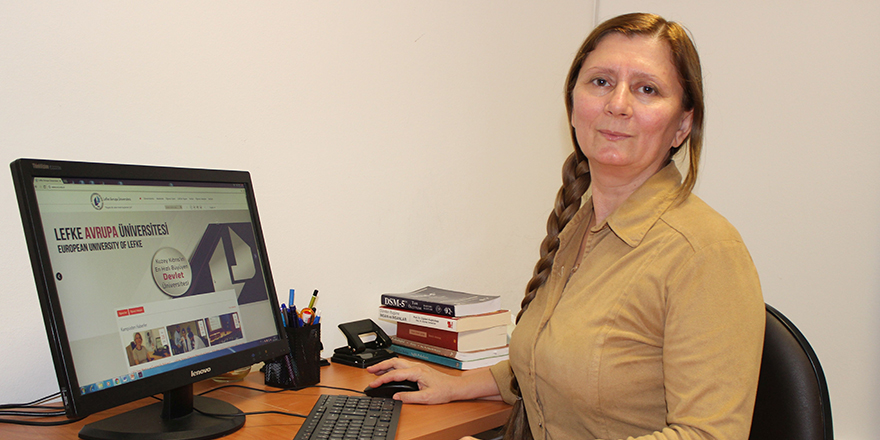 Yeme Bozukluklarının Çocukluk Travmaları ve Yaşam Doyumu ile İlişkisi” ele alındı